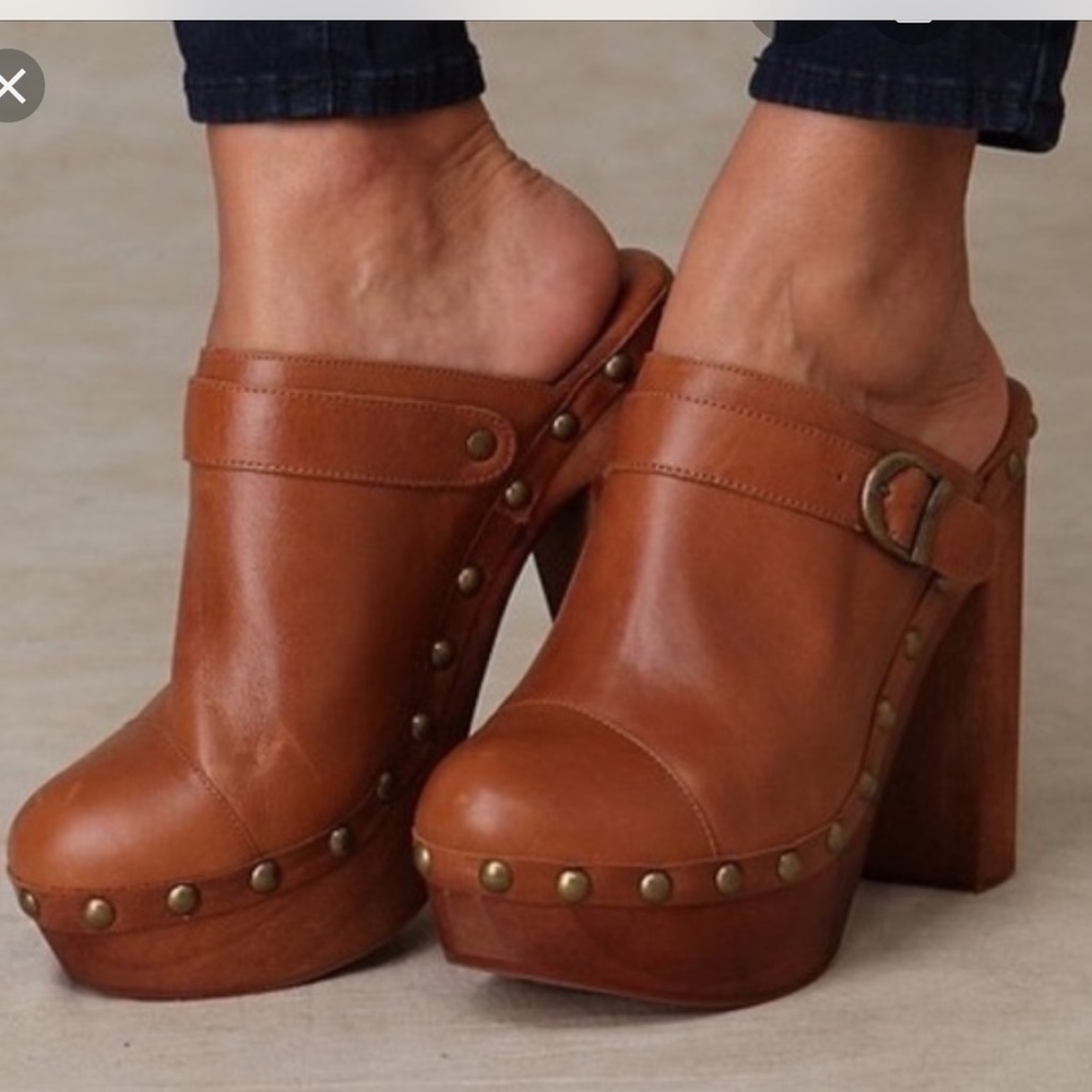 Charli c Woodies by Jeffrey Campbell clogs